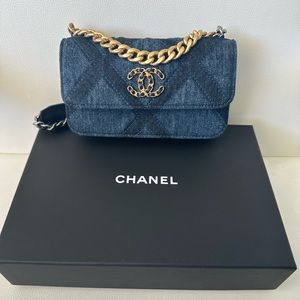 NWT Chanel denim 19 clutch on chain